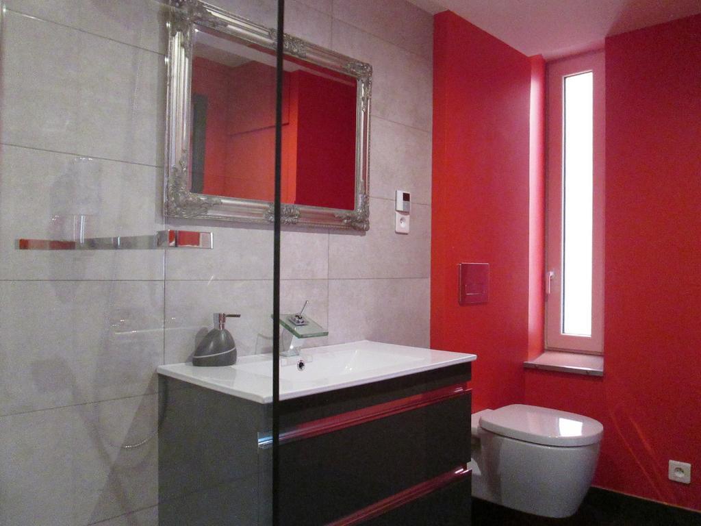 Du Parc Apartment *